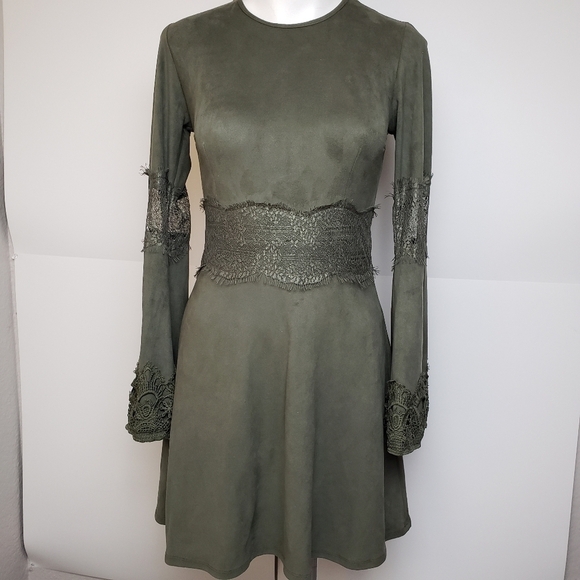 Romeo & Juliet Couture Dresses & Skirts - Romeo & juliet couture dress olive